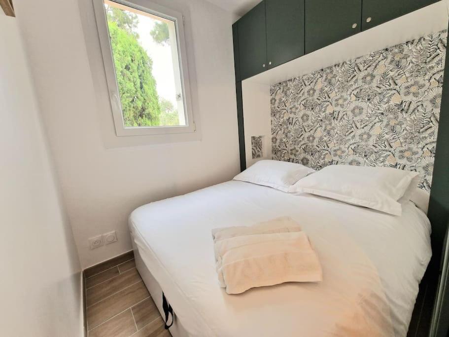 T2 Neuf, Parking Prive,acces Bandol