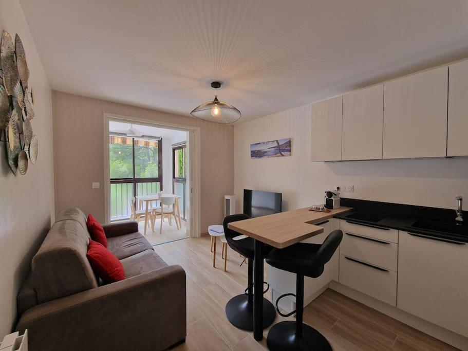 Appartement T2 Neuf, Parking Prive,acces